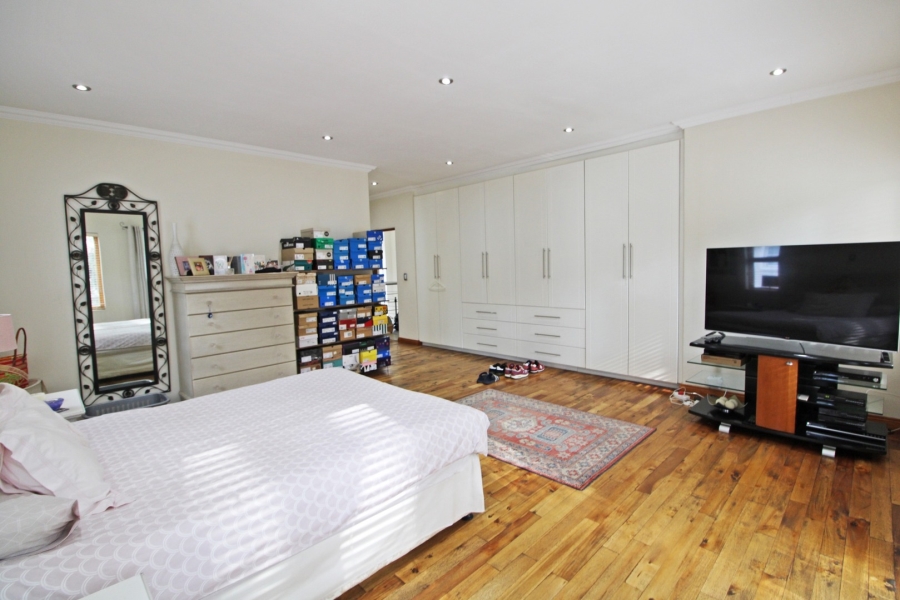 To Let 3 Bedroom Property for Rent in Bryanston Gauteng