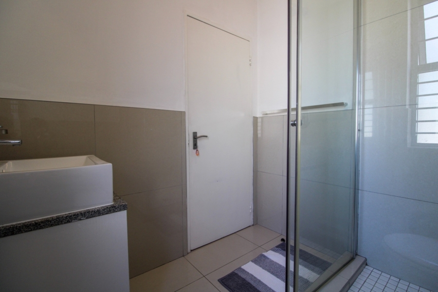 To Let 4 Bedroom Property for Rent in Bryanston Gauteng