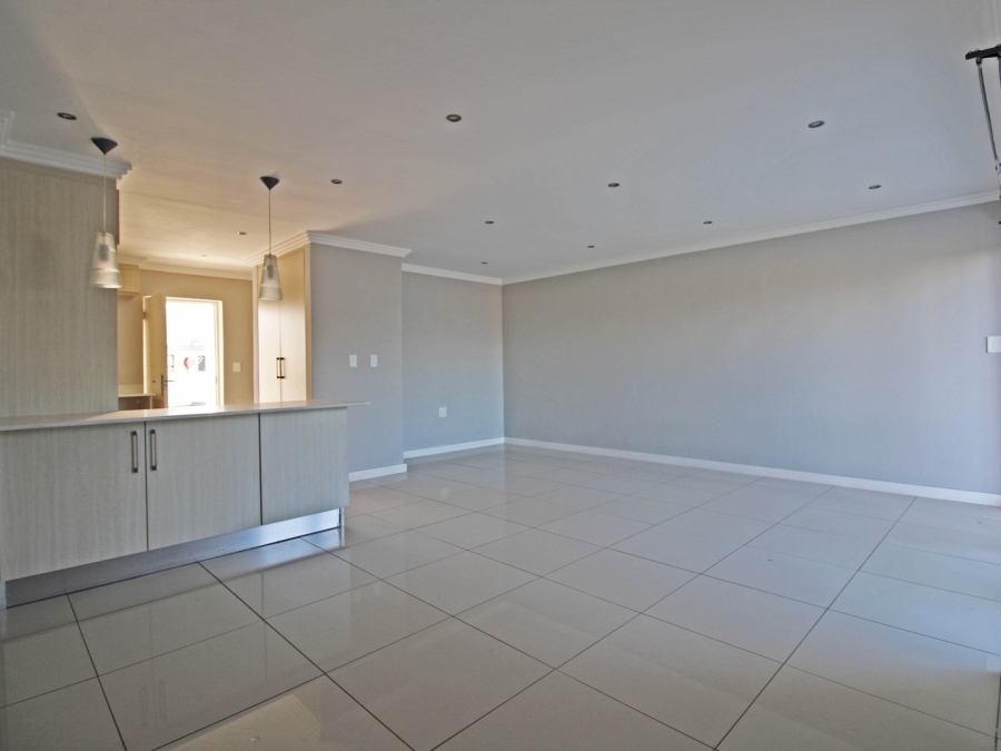 To Let 2 Bedroom Property for Rent in Bryanston Gauteng