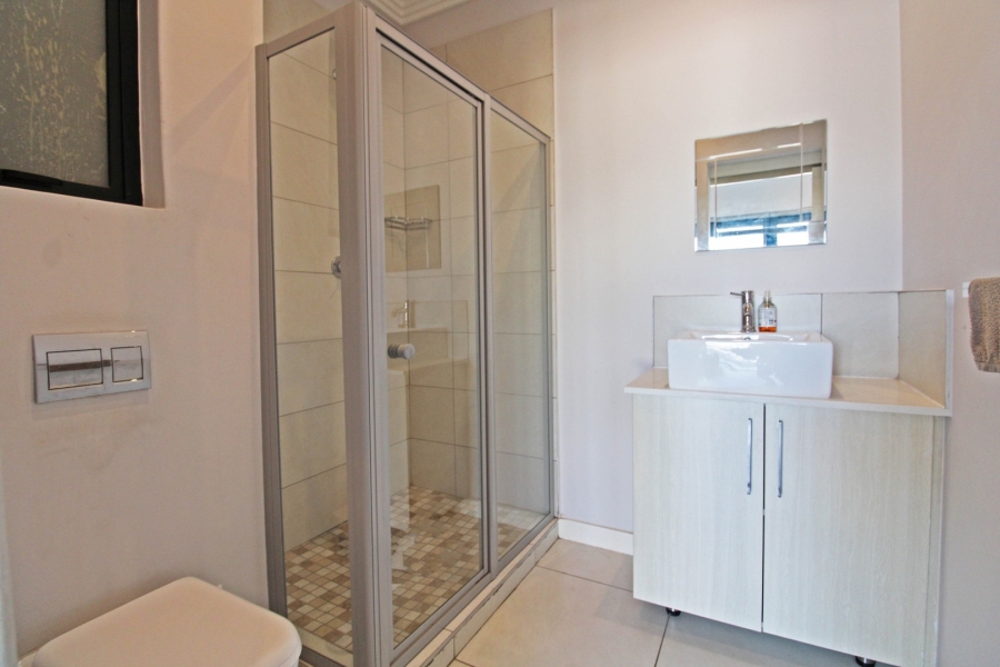 To Let 2 Bedroom Property for Rent in Bryanston Gauteng