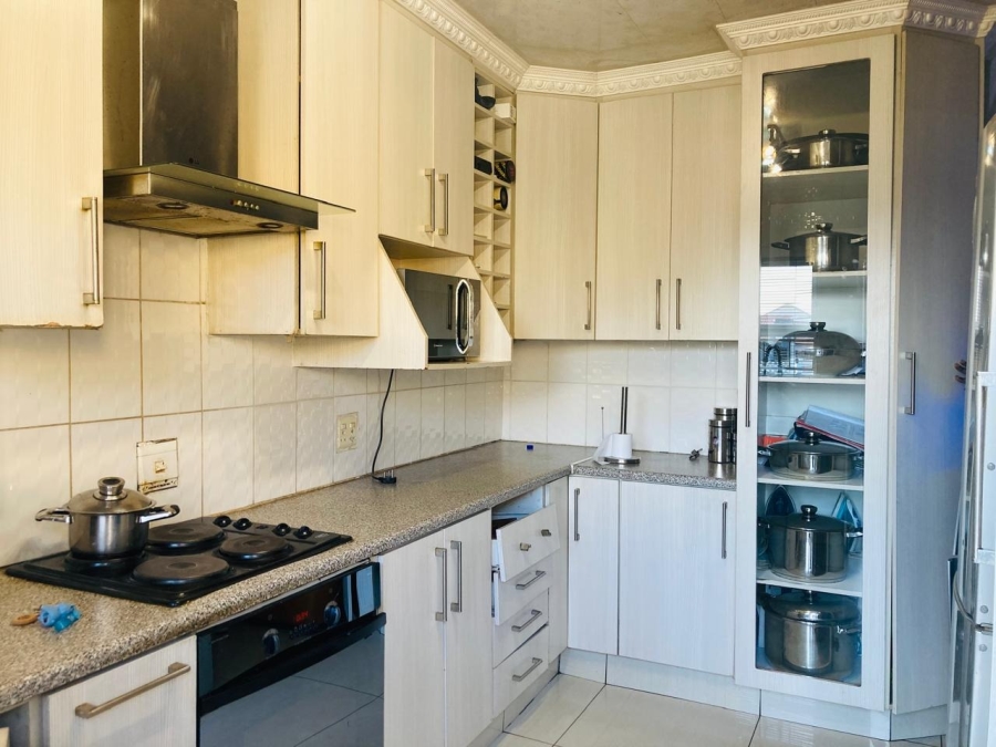 3 Bedroom Property for Sale in Sharon Park Gauteng