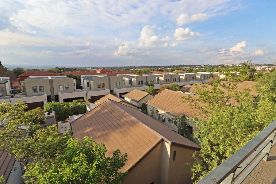 2 Bedroom Property for Sale in Bryanston West Gauteng