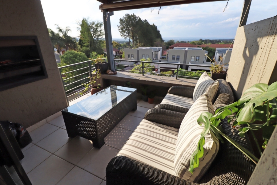 2 Bedroom Property for Sale in Bryanston West Gauteng