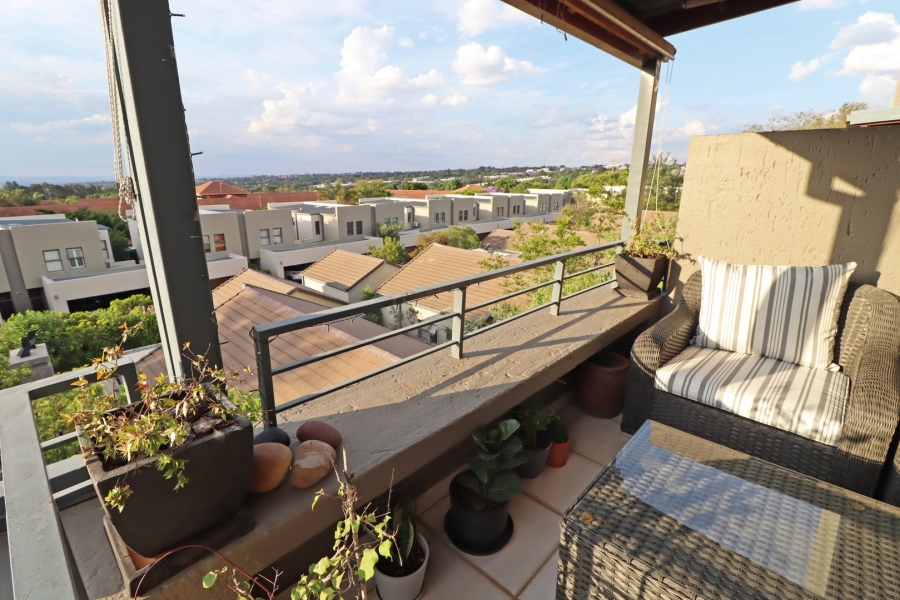 2 Bedroom Property for Sale in Bryanston West Gauteng