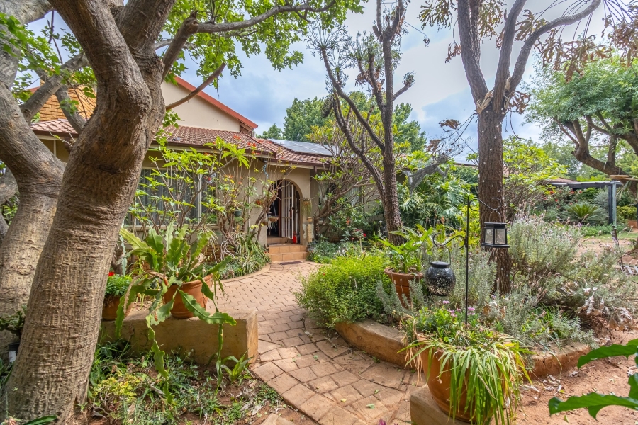 4 Bedroom Property for Sale in Honeydew Gauteng