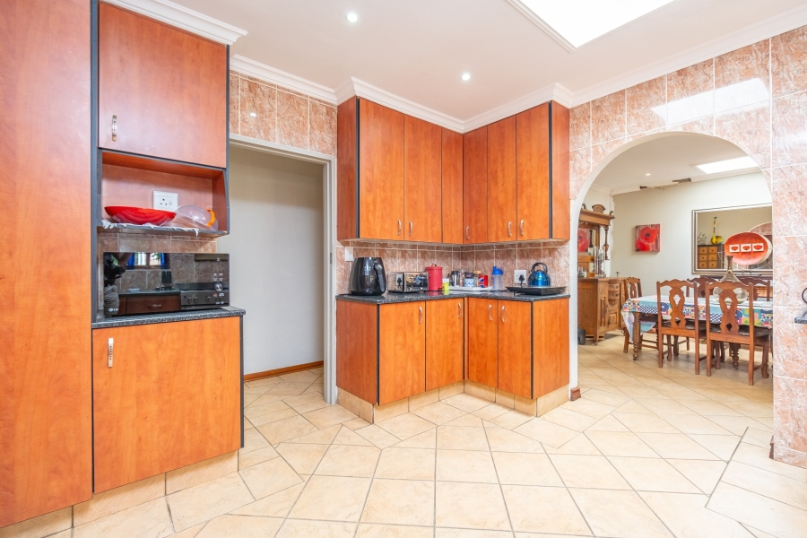 4 Bedroom Property for Sale in Honeydew Gauteng