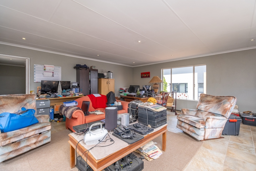 4 Bedroom Property for Sale in Honeydew Gauteng