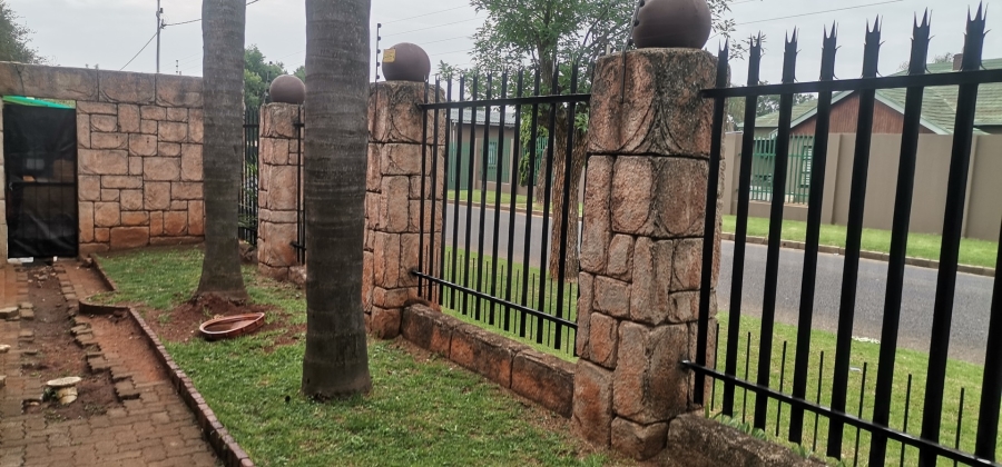 3 Bedroom Property for Sale in Brakpan Central Gauteng