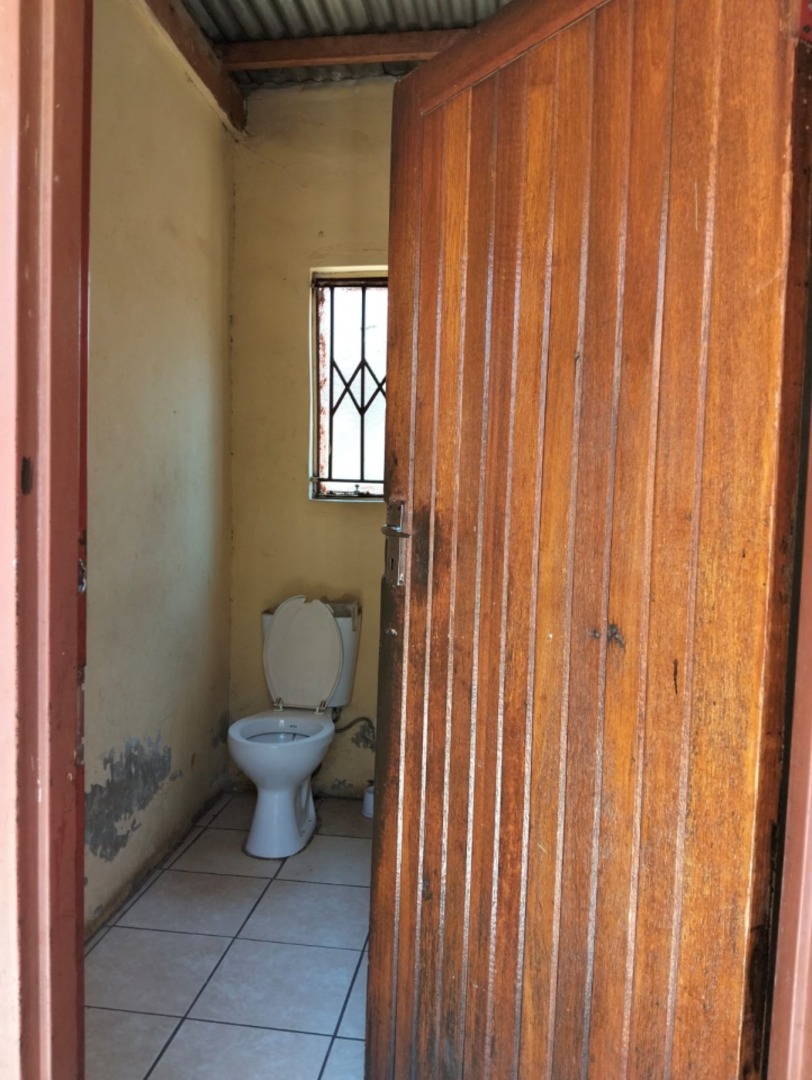 2 Bedroom Property for Sale in Protea Glen Gauteng