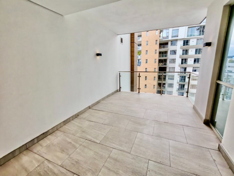 To Let 2 Bedroom Property for Rent in Rosebank Gauteng