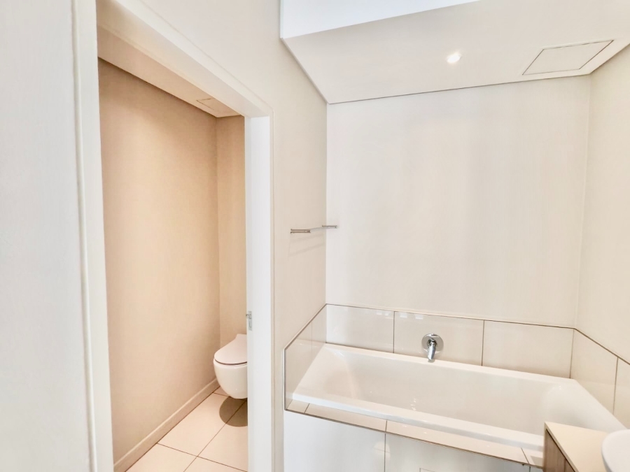 To Let 2 Bedroom Property for Rent in Rosebank Gauteng