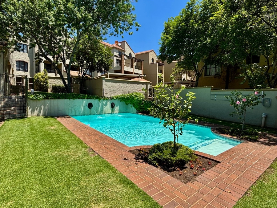 To Let 2 Bedroom Property for Rent in Parkmore Gauteng