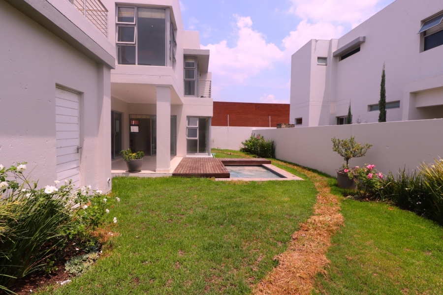 3 Bedroom Property for Sale in Bryanston Gauteng