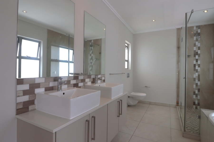 3 Bedroom Property for Sale in Bryanston Gauteng