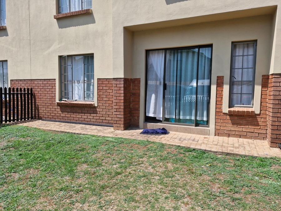 2 Bedroom Property for Sale in Terenure Gauteng