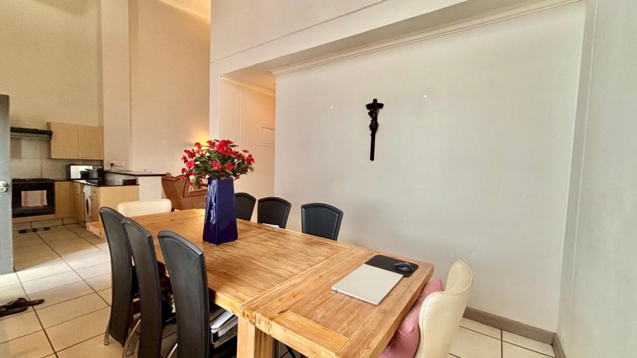 2 Bedroom Property for Sale in Morningside Gauteng