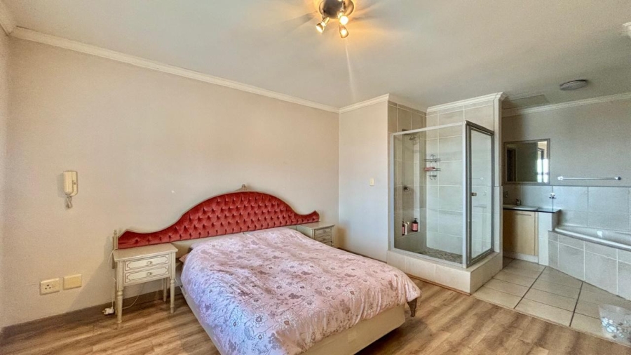 2 Bedroom Property for Sale in Morningside Gauteng