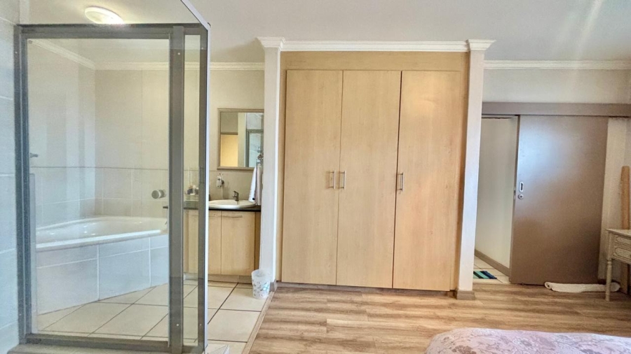 2 Bedroom Property for Sale in Morningside Gauteng