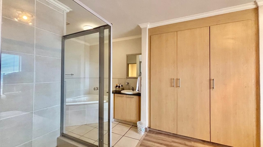 2 Bedroom Property for Sale in Morningside Gauteng