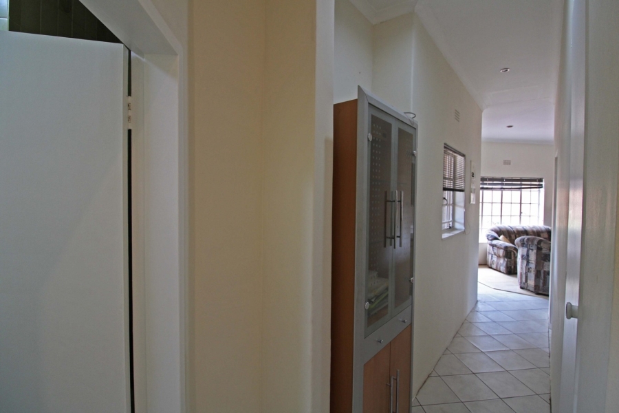 2 Bedroom Property for Sale in Bryanston Gauteng