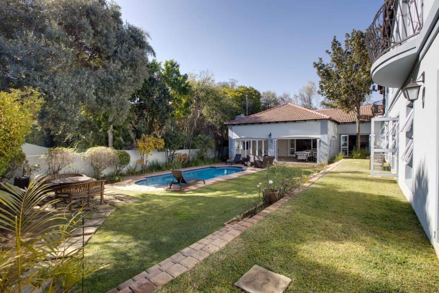 5 Bedroom Property for Sale in Dainfern Golf Estate Gauteng