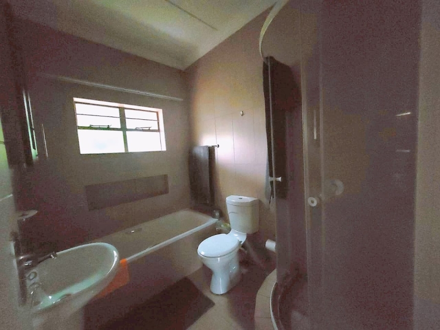 2 Bedroom Property for Sale in Moregloed Gauteng