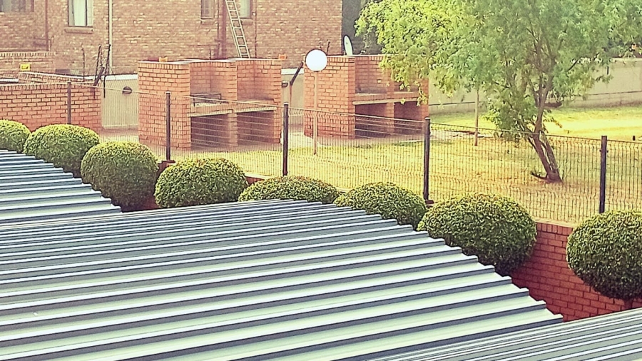 2 Bedroom Property for Sale in Moregloed Gauteng