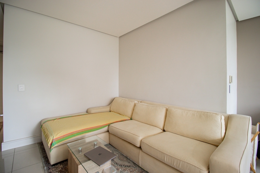 To Let 1 Bedroom Property for Rent in Sandown Gauteng