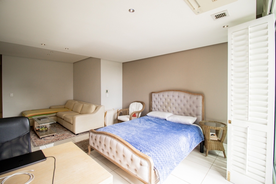 To Let 1 Bedroom Property for Rent in Sandown Gauteng