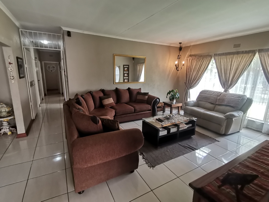 4 Bedroom Property for Sale in Randhart Gauteng