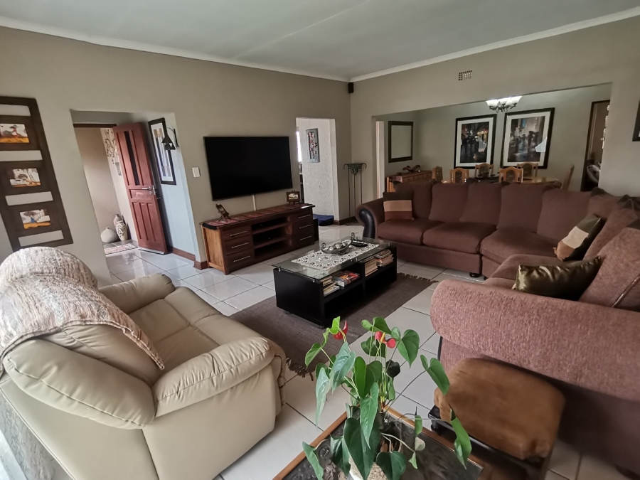 4 Bedroom Property for Sale in Randhart Gauteng