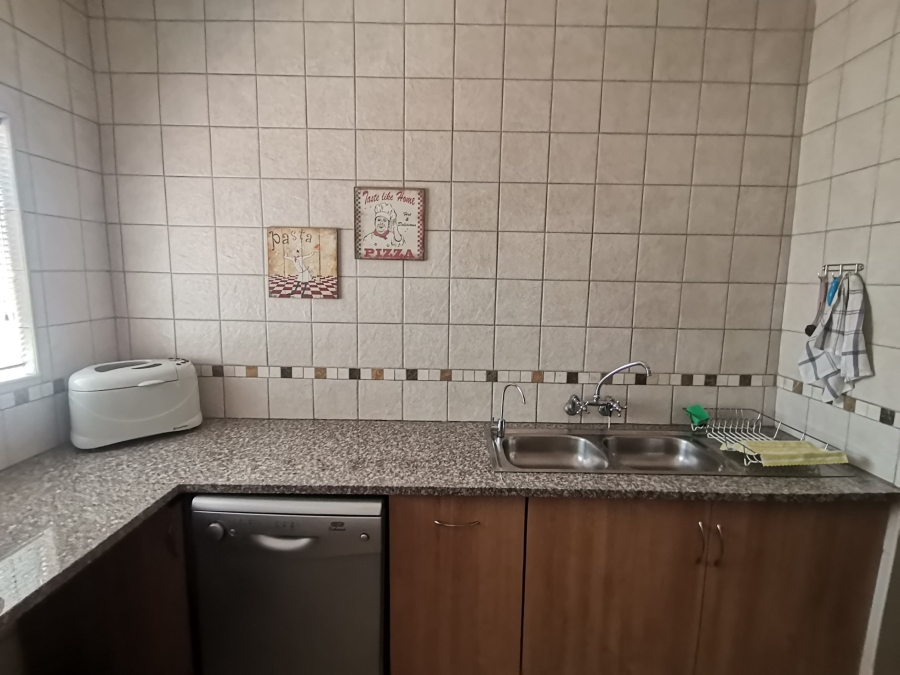 4 Bedroom Property for Sale in Randhart Gauteng