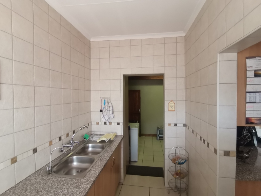 4 Bedroom Property for Sale in Randhart Gauteng