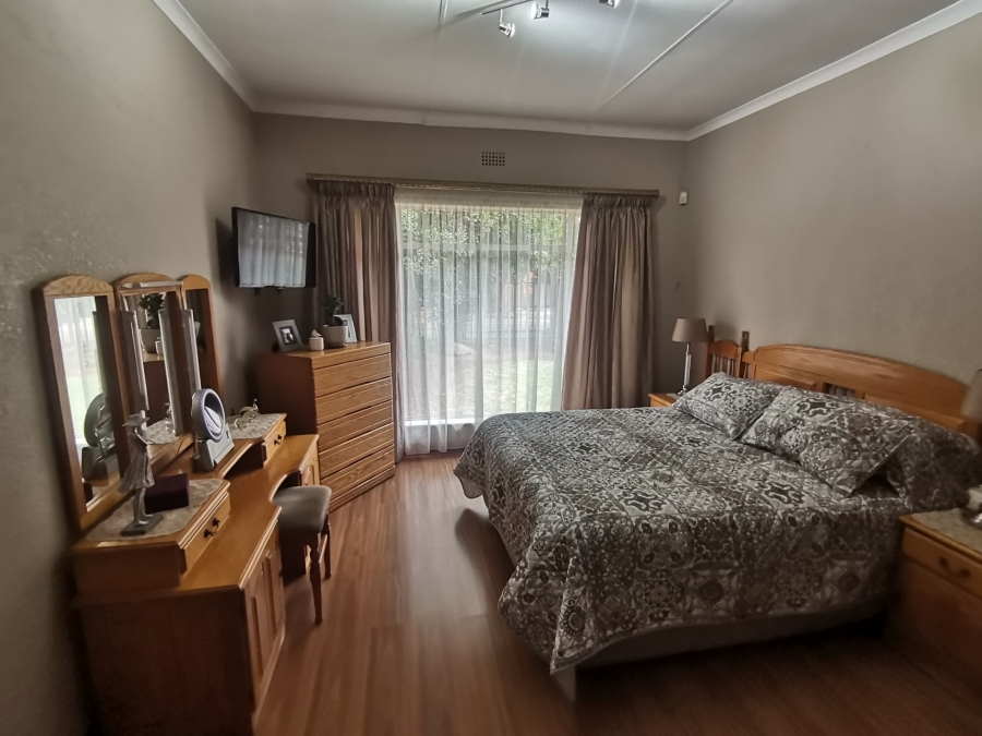 4 Bedroom Property for Sale in Randhart Gauteng
