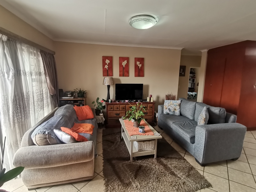 3 Bedroom Property for Sale in New Market Park Gauteng