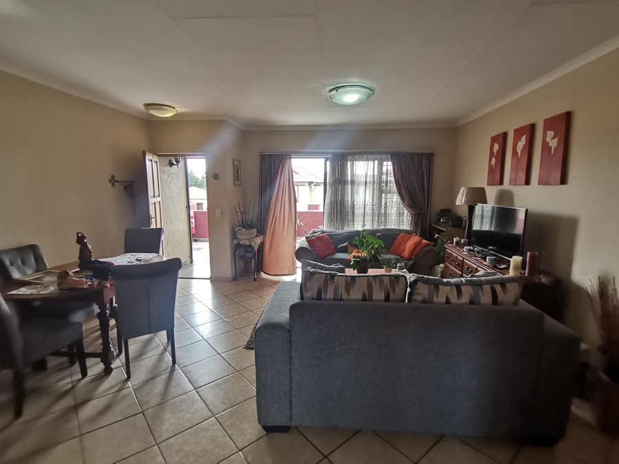 3 Bedroom Property for Sale in New Market Park Gauteng