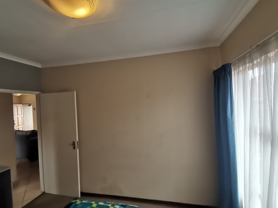 3 Bedroom Property for Sale in New Market Park Gauteng
