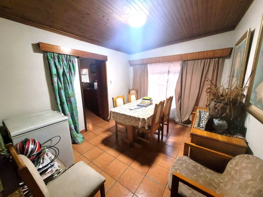 5 Bedroom Property for Sale in Moregloed Gauteng