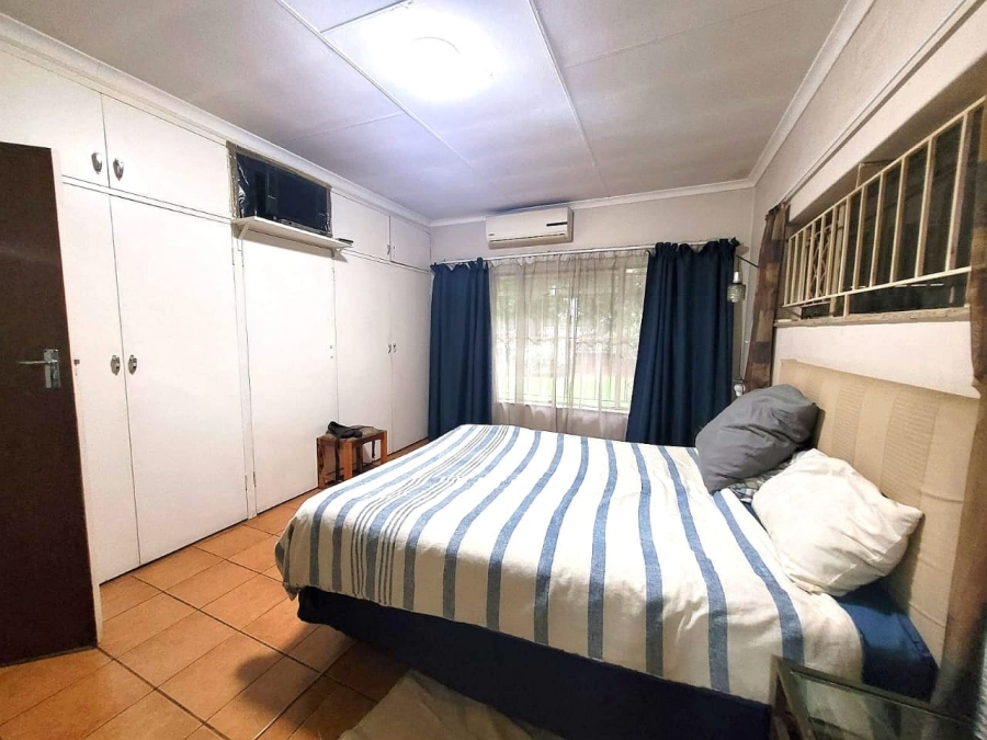 5 Bedroom Property for Sale in Moregloed Gauteng