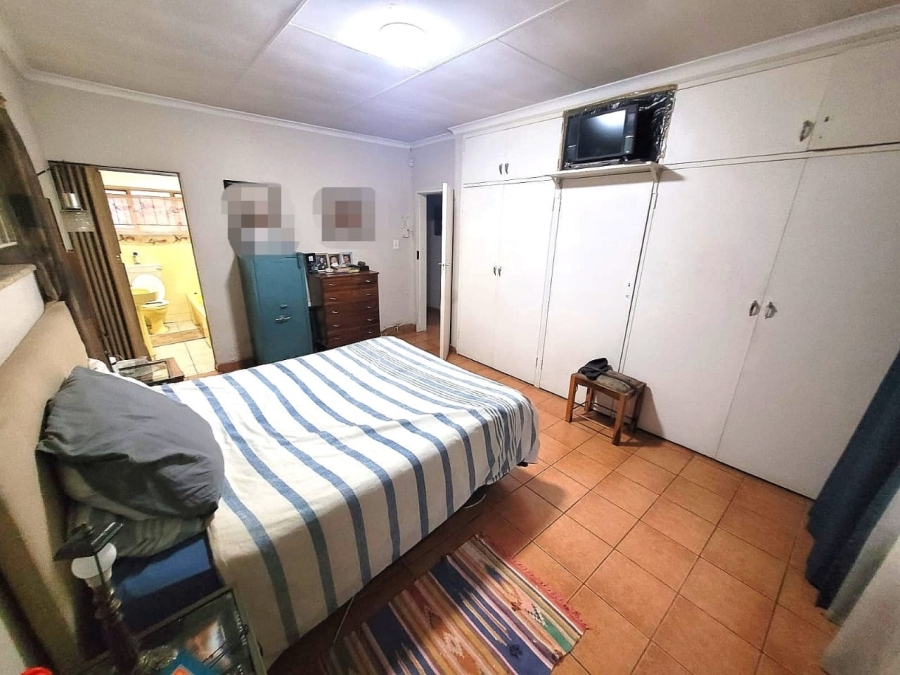 5 Bedroom Property for Sale in Moregloed Gauteng