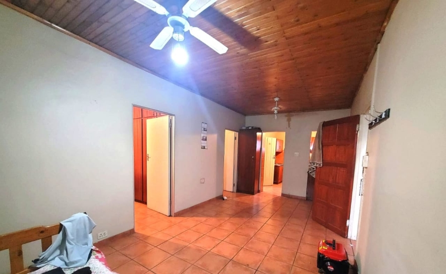 5 Bedroom Property for Sale in Moregloed Gauteng