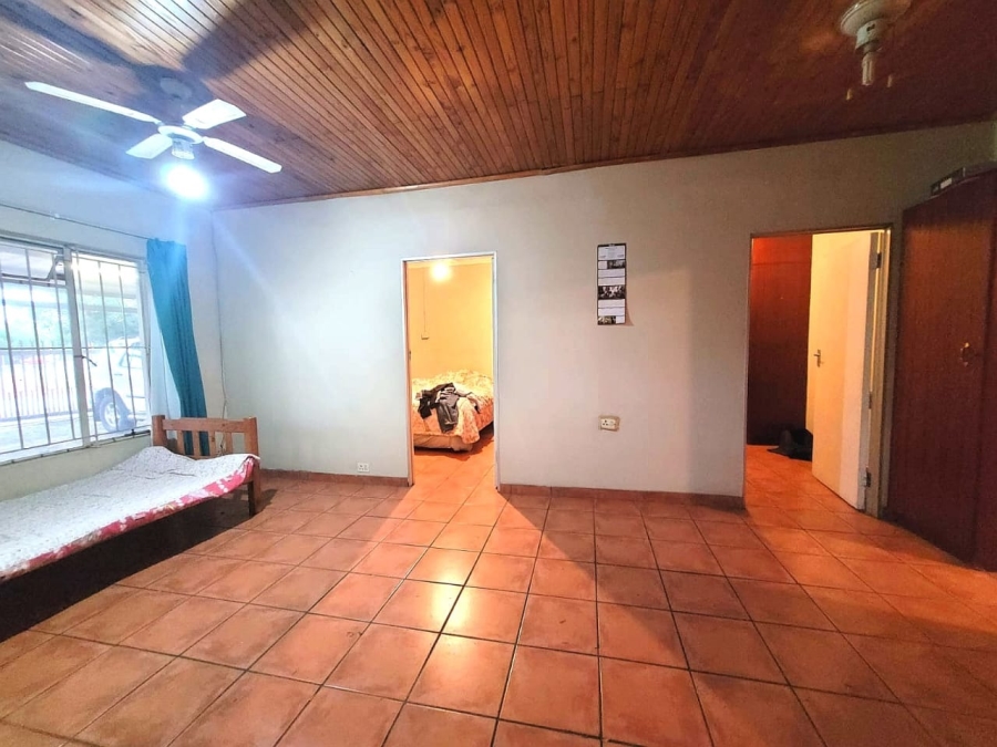 5 Bedroom Property for Sale in Moregloed Gauteng