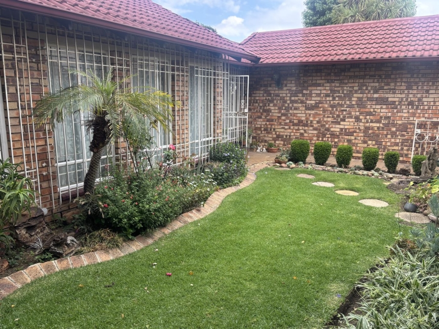 3 Bedroom Property for Sale in Atlasville Gauteng