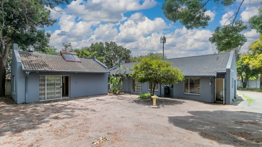 To Let 3 Bedroom Property for Rent in Noordwyk Gauteng