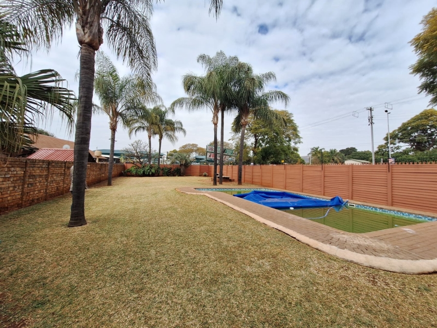 2 Bedroom Property for Sale in Annlin Gauteng