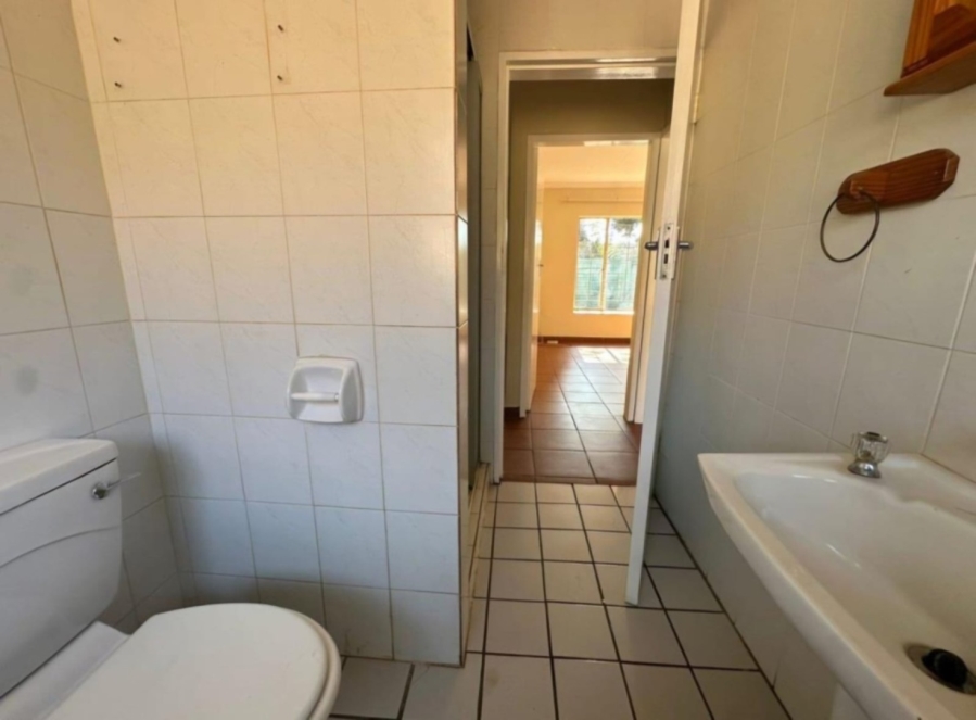 2 Bedroom Property for Sale in Annlin Gauteng