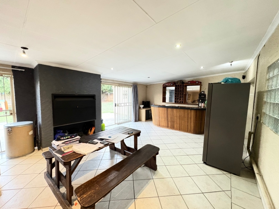 4 Bedroom Property for Sale in Elspark Gauteng