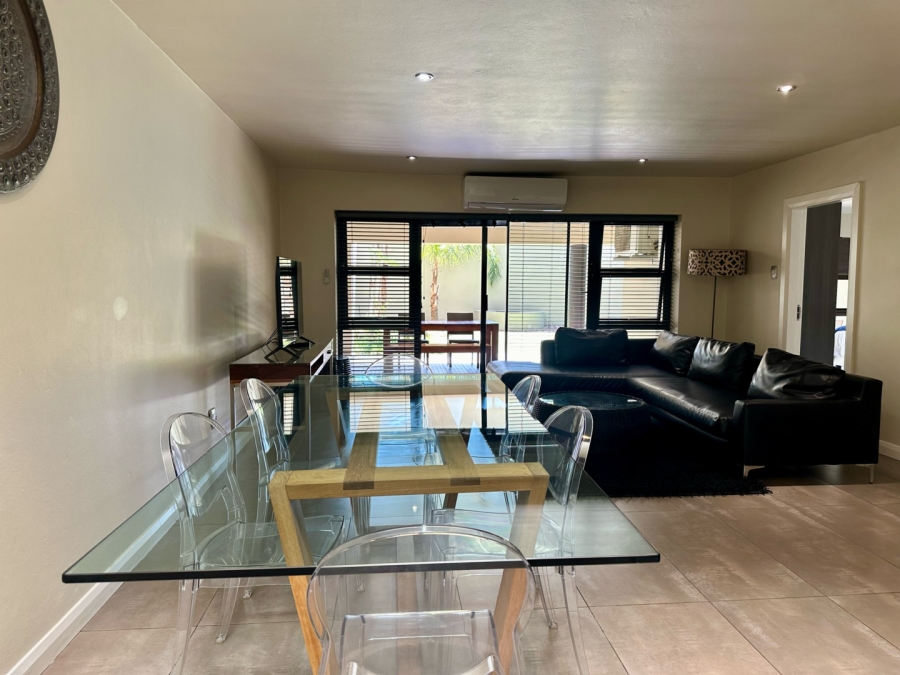To Let 2 Bedroom Property for Rent in Sandown Gauteng