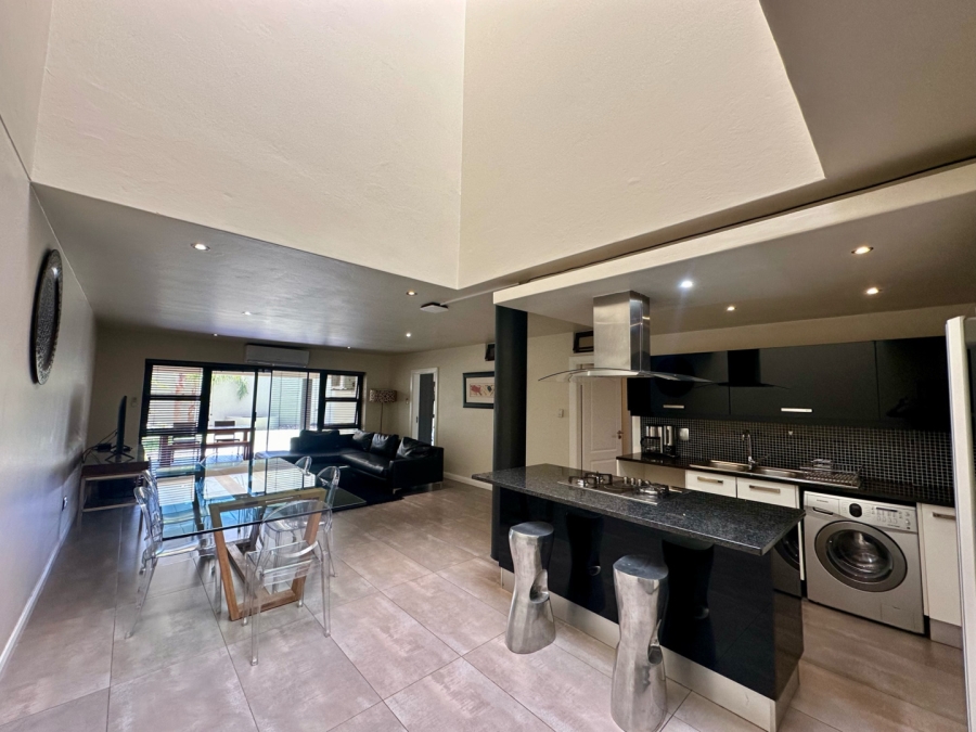 To Let 2 Bedroom Property for Rent in Sandown Gauteng