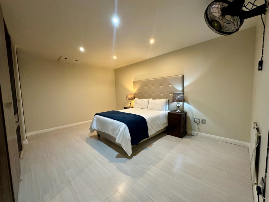 To Let 2 Bedroom Property for Rent in Sandown Gauteng